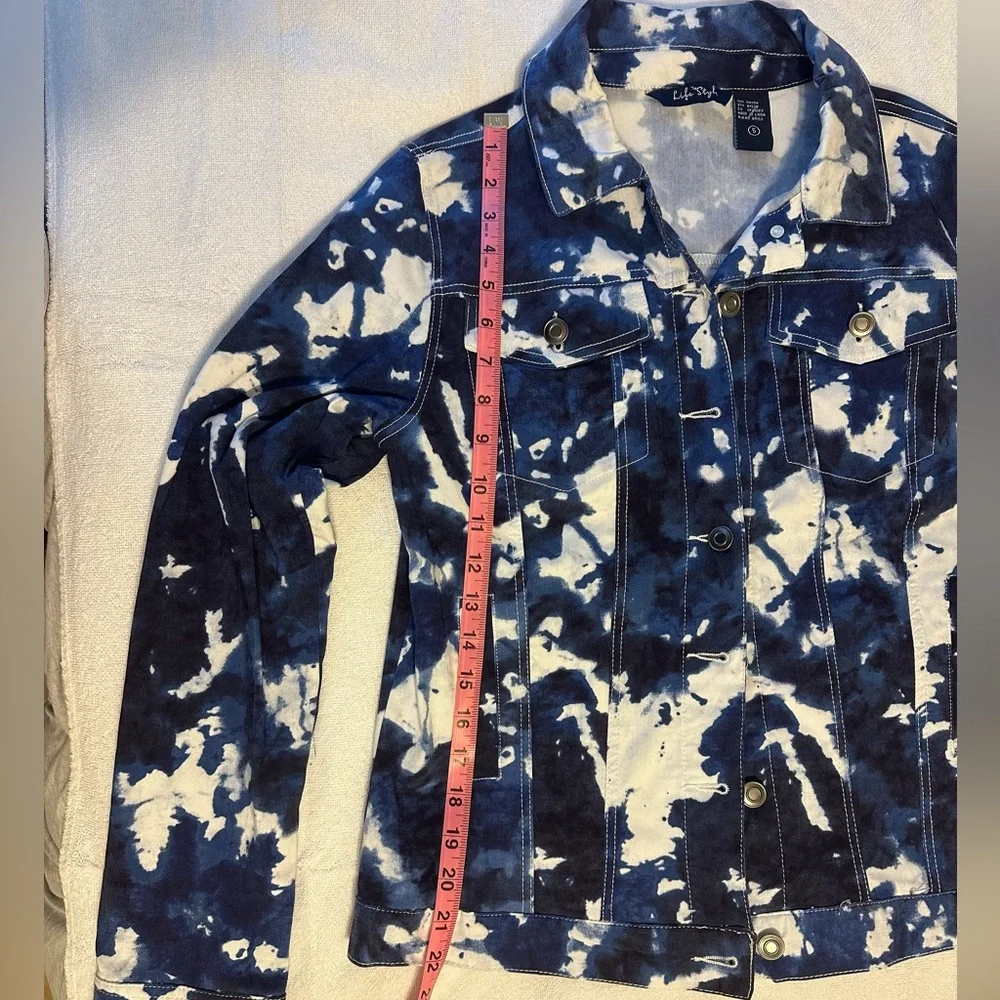 Life Style‎ Tie Dye Truckers Denim Jacket - Size Small
